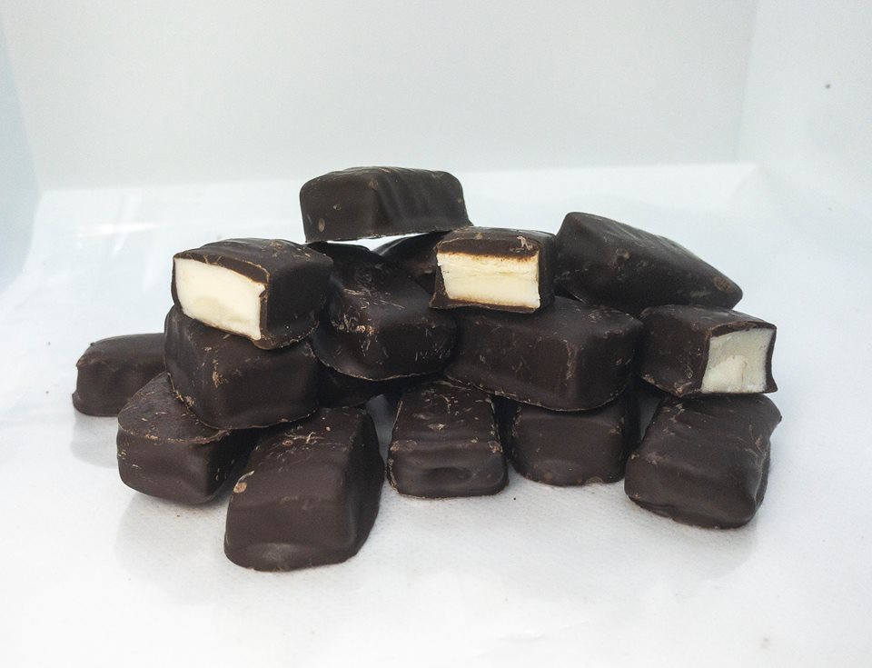 Choc Mint Chews 120g (White Knights) Sweetsworld Chocolate Shop